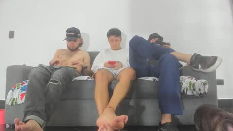 Iham online show from November 2025 09:02:01 PM