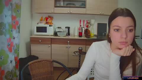 Julia and Mira online show from January 2025 12:00:01 PM