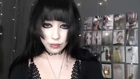 iiiiiiis online show from April 2026 09:01:01 AM