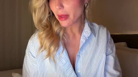 Snapshot of iiivy_ chatting on January 2025 02:09:02 AM Ivy online show from January 2025 02:09:02 AM