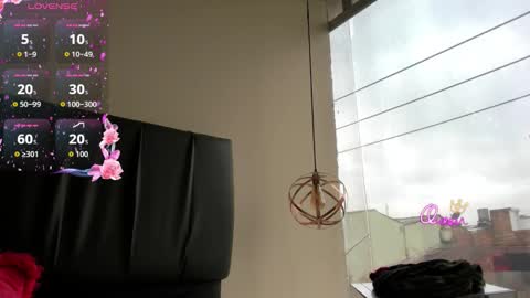 Isabella online show from March 2026 12:23:01 PM