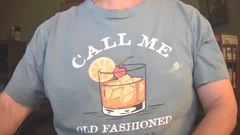 Snapshot of il_undercover chatting on February 2025 12:30:02 PM il_undercover online show from February 2025 12:30:02 PM
