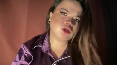 Snapshot of ill_moan_foryouxx chatting on January 2026 12:27:01 AM QUEEN KATH online show from January 2026 12:27:01 AM