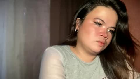 Snapshot of ill_moan_foryouxx chatting on January 2026 01:54:02 AM QUEEN KATH online show from January 2026 01:54:02 AM