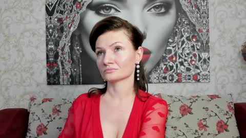 Ingrid or more easier...Miss  GoDDess Mistress online show from December 2024 10:39:01 PM