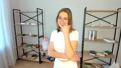 Snapshot of ilonamoorman chatting on July 2026 06:53:02 AM Ilona online show from July 2026 06:53:02 AM