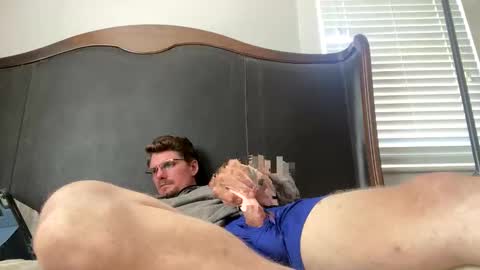 Snapshot of ilovelookingatbigass chatting on November 2025 05:23:02 PM ilovelookingatbigass online show from November 2025 05:23:02 PM