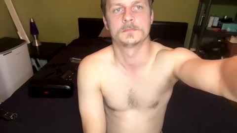 Snapshot of iluvasssss chatting on February 2025 07:56:01 AM Iluvasssss online show from February 2025 07:56:01 AM