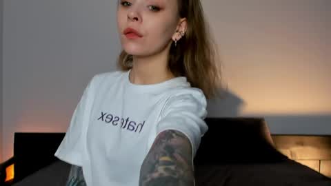 Snapshot of ilxil chatting on June 2026 10:10:01 AM Li online show from June 2026 10:10:01 AM