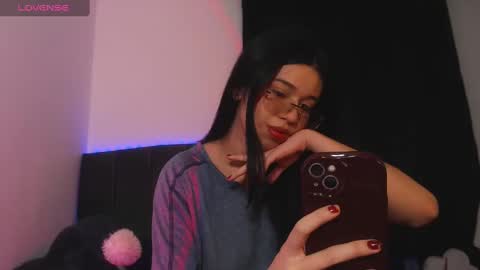 Ily Bea online show from January 2025 01:50:01 AM