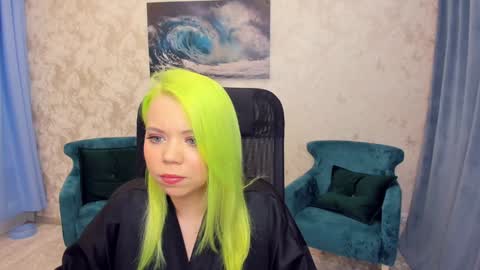 Roxy online show from January 2025 07:21:01 PM