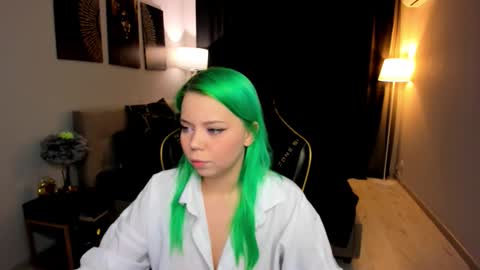 Roxy online show from February 2026 07:12:01 PM