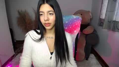 Alyn online show from October 2025 05:47:01 PM