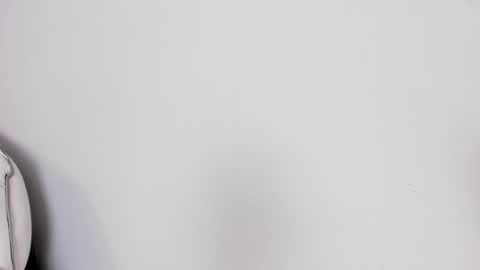 Belinda Mesa  online show from September 2025 05:11:01 AM