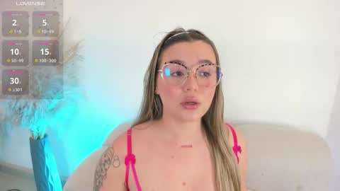 DAHLIA online show from March 2026 09:19:02 PM