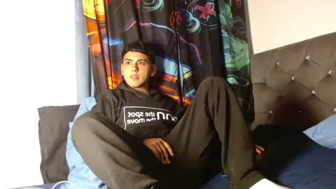 im_juanda online show from November 2025 08:31:01 PM