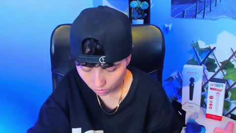 mathias online show from December 2025 03:02:02 AM