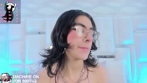 Moly  online show from January 2026 08:58:02 PM