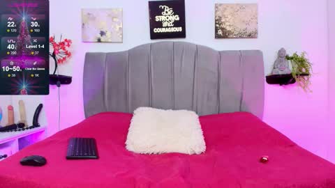 im_riley_ online show from January 2026 07:41:02 PM