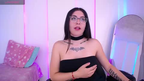 Jade Rosse online show from March 2026 06:57:01 PM