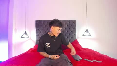 Snapshot of im_seven_ chatting on February 2026 05:18:02 AM Seven online show from February 2026 05:18:02 AM