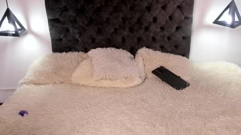 Snapshot of im_sky_ chatting on March 2026 06:30:01 AM im_sky_ online show from March 2026 06:30:01 AM