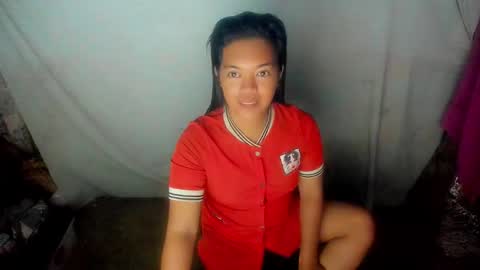 Snapshot of im_ur_hot_ella chatting on March 2026 09:06:02 AM ella may online show from March 2026 09:06:02 AM