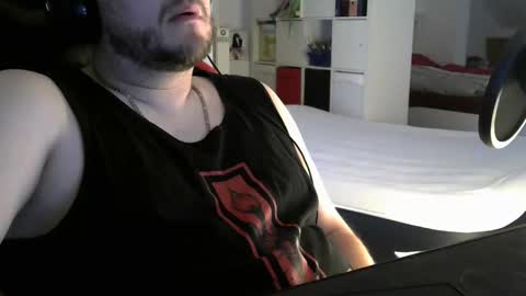 Snapshot of imaqtipie chatting on November 2025 07:52:02 AM Marv online show from November 2025 07:52:02 AM