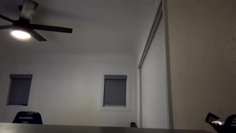 Snapshot of imchokingchicken chatting on September 2025 05:40:01 AM imchokingchicken online show from September 2025 05:40:01 AM