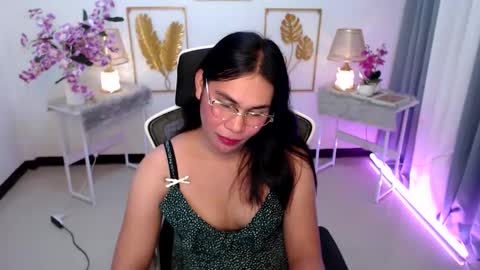 Ashley online show from December 2024 06:22:02 AM