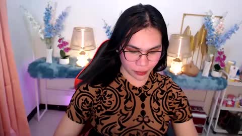 Ashley online show from February 2025 07:55:02 AM