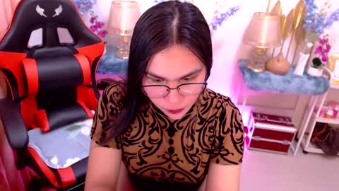 Ashley online show from February 2025 11:51:01 AM