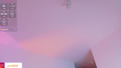 Leana online show from November 2025 02:22:01 AM