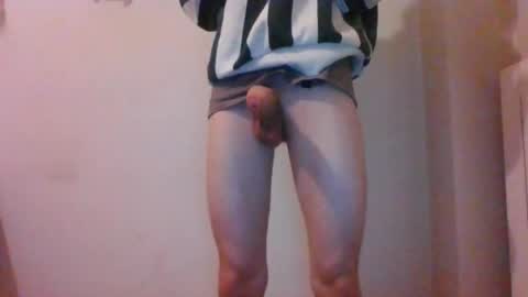 IKAX online show from November 2025 05:37:01 PM