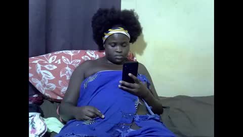 impress_ivy online show from October 2025 02:52:02 PM