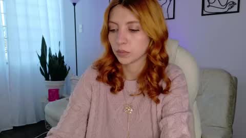 Sienna online show from September 2025 09:27:01 PM