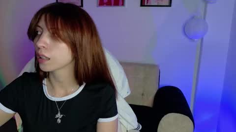 Sienna online show from March 2026 11:32:02 PM