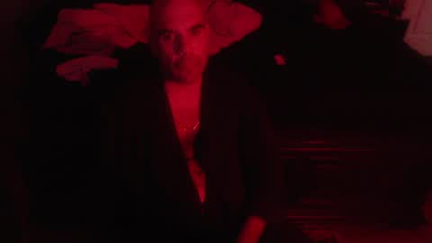 I use to be imeverythingandnothing online show from December 2024 03:06:01 AM