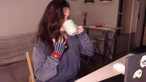 Snapshot of in_yan chatting on September 2025 10:15:02 PM Lin online show from September 2025 10:15:02 PM