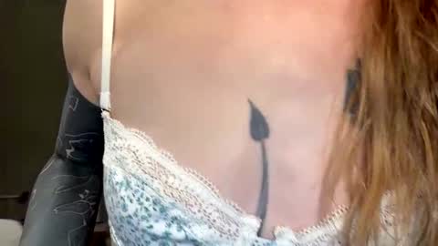 oksana  online show from October 2025 12:49:02 PM