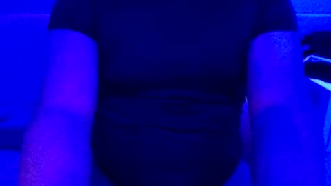 Inchesofhappiness7 online show from November 2025 02:50:01 PM