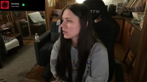 Snapshot of incognitoqueen chatting on May 2026 04:31:01 AM Carter online show from May 2026 04:31:01 AM