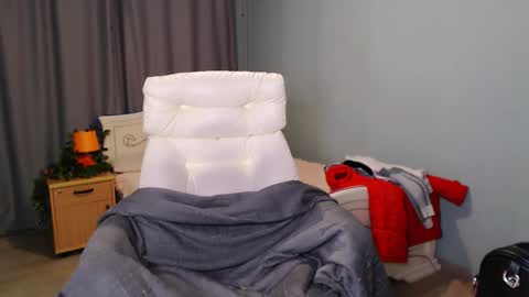 incredible_ariela online show from February 2025 02:53:02 PM