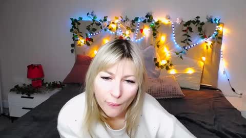 incredible_ariela online show from March 2025 02:29:02 PM