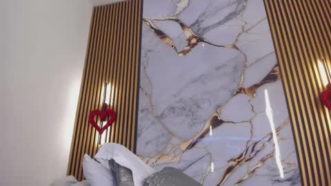 Snapshot of indi_catalina chatting on May 2026 02:11:01 PM Indi Catalina online show from May 2026 02:11:01 PM