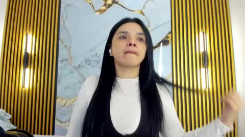 Snapshot of indi_catalina chatting on June 2026 12:40:01 PM Indi Catalina online show from June 2026 12:40:01 PM
