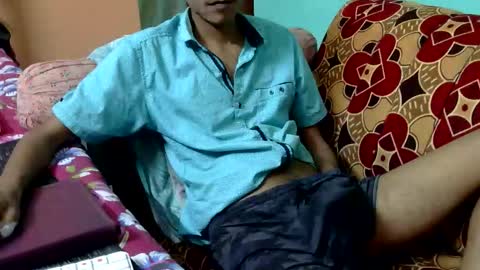 Snapshot of indian_bengali_boy chatting on October 2025 07:36:02 PM Suman Leo online show from October 2025 07:36:02 PM