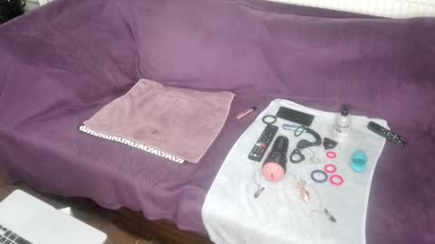 indian_exhibitionist online show from February 2026 12:00:01 AM