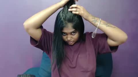 Melz online show from March 2025 01:18:01 PM