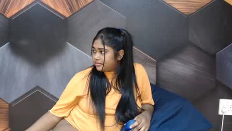 Snapshot of indian_rimmelx chatting on June 2026 09:14:01 AM Melz online show from June 2026 09:14:01 AM
